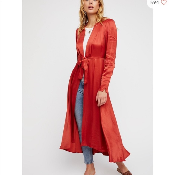 Free people - Picture 1 of 6